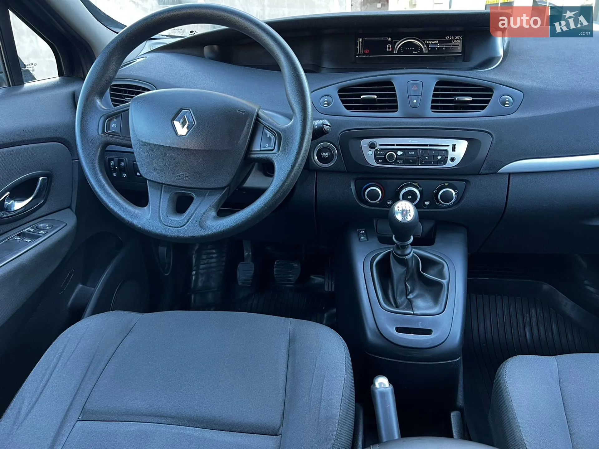 2013 Renault Scenic - мініатюра 14