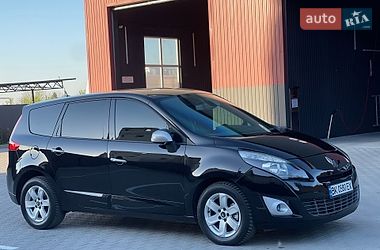 Мінівен Renault Scenic 2011 в Дубні