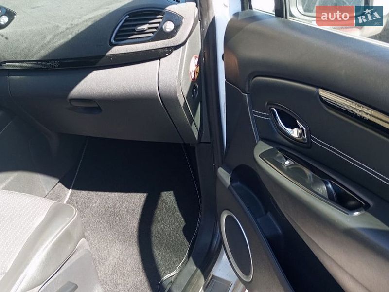 Мінівен Renault Scenic 2012 в Дубні