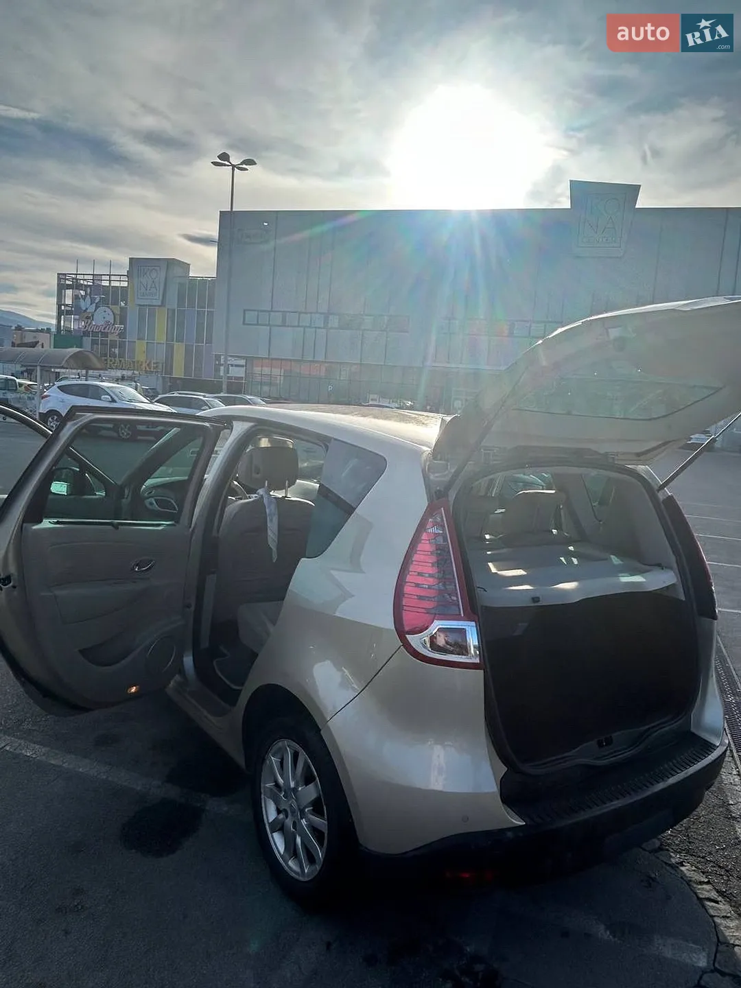 2011 Renault Scenic - мініатюра 16