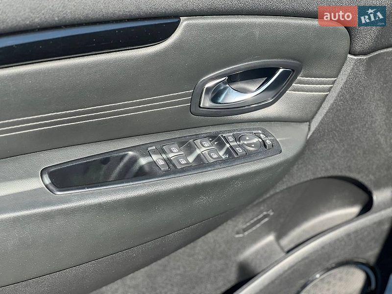 Минивэн Renault Scenic 2011 в Кропивницком фото 16 Минивэн Renault Scenic 2011 в Кропивницком