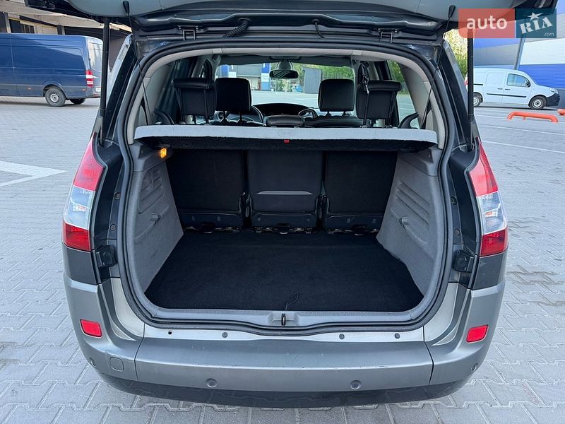 Минивэн Renault Scenic 2007 в Ровно