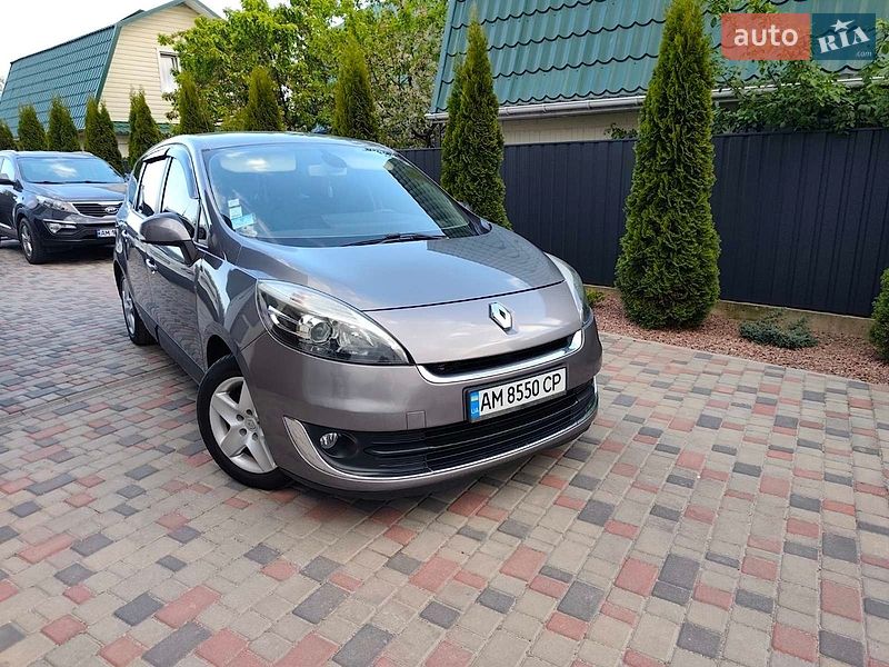 Минивэн Renault Scenic 2012 в Звягеле