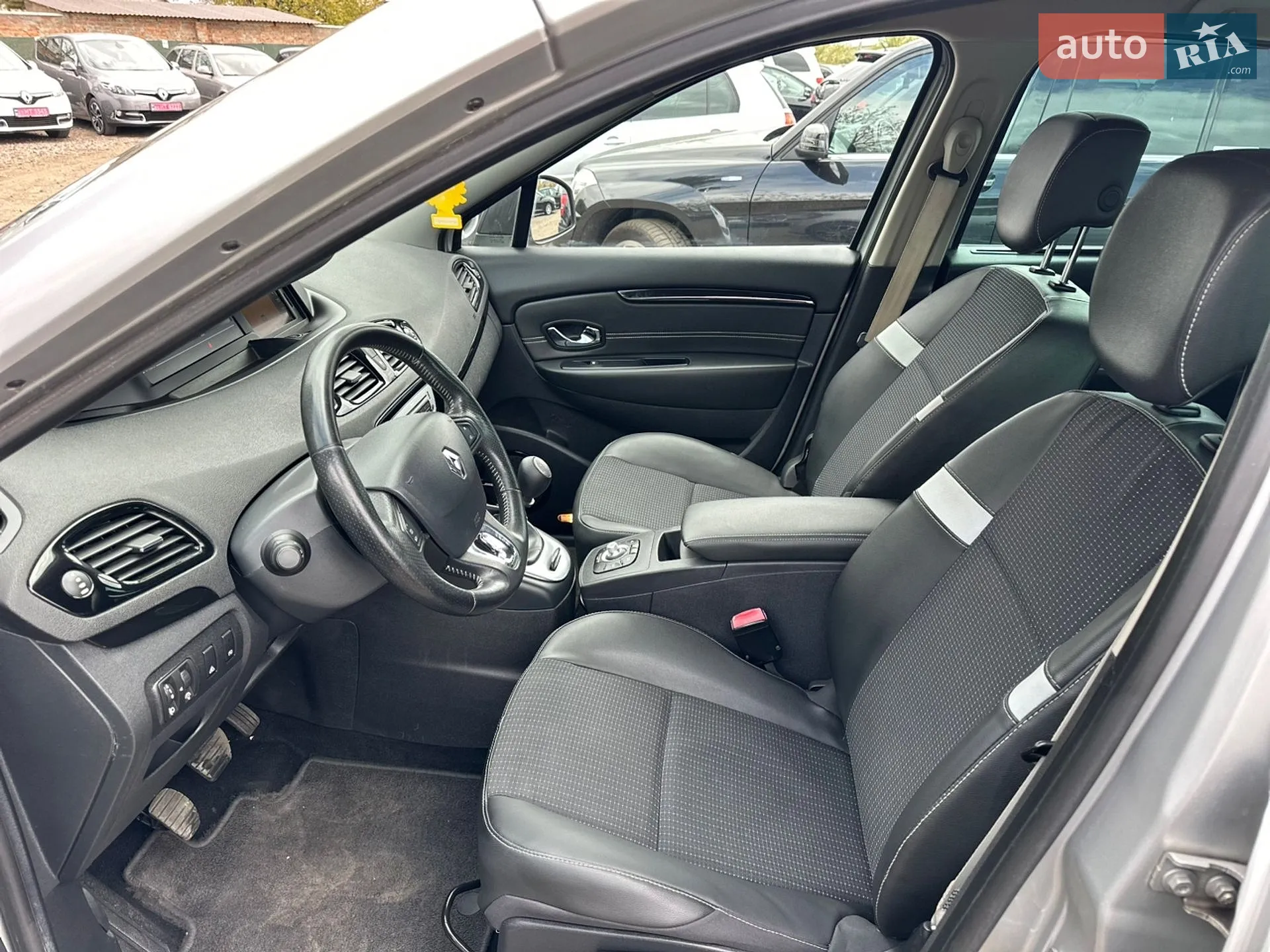 2013 Renault Scenic - мініатюра 19