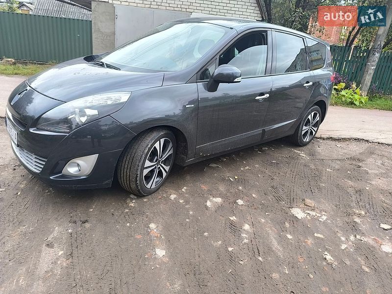 Минивэн Renault Scenic 2011 в Житомире