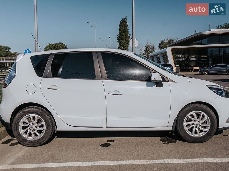 Мінівен Renault Scenic 2013 в Борисполі