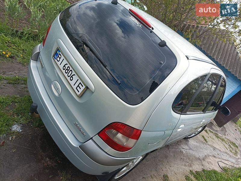 Минивэн Renault Scenic 2001 в Кобеляках