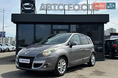 Минивэн Renault Scenic 2010 в Киеве