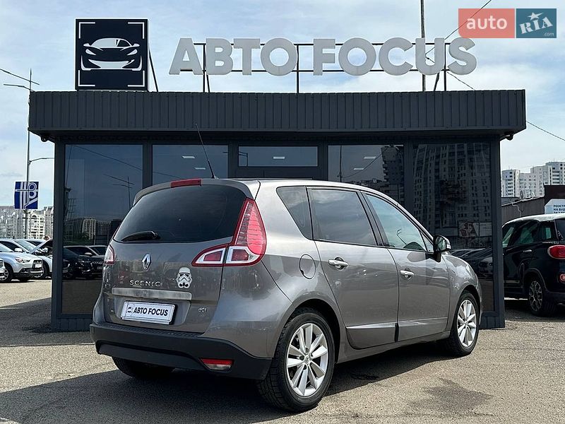 Минивэн Renault Scenic 2010 в Киеве