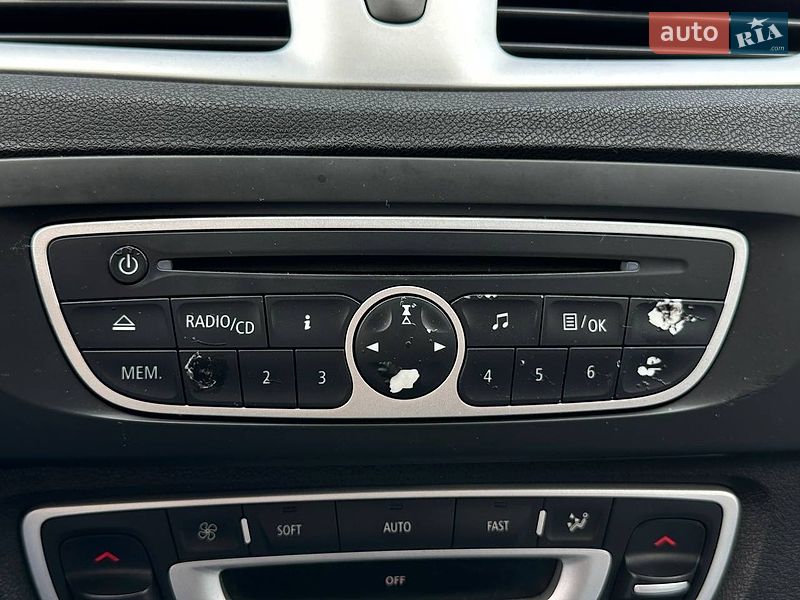 Минивэн Renault Scenic 2010 в Киеве
