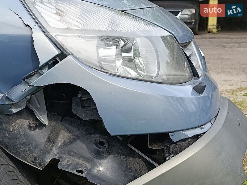 Минивэн Renault Scenic 2005 в Ковеле