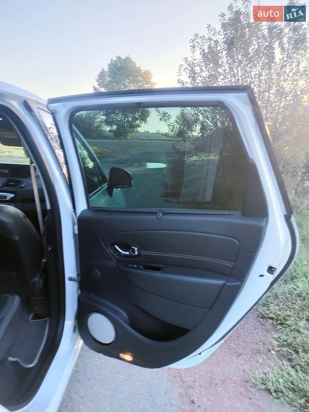 2015 Renault Scenic - мініатюра 19