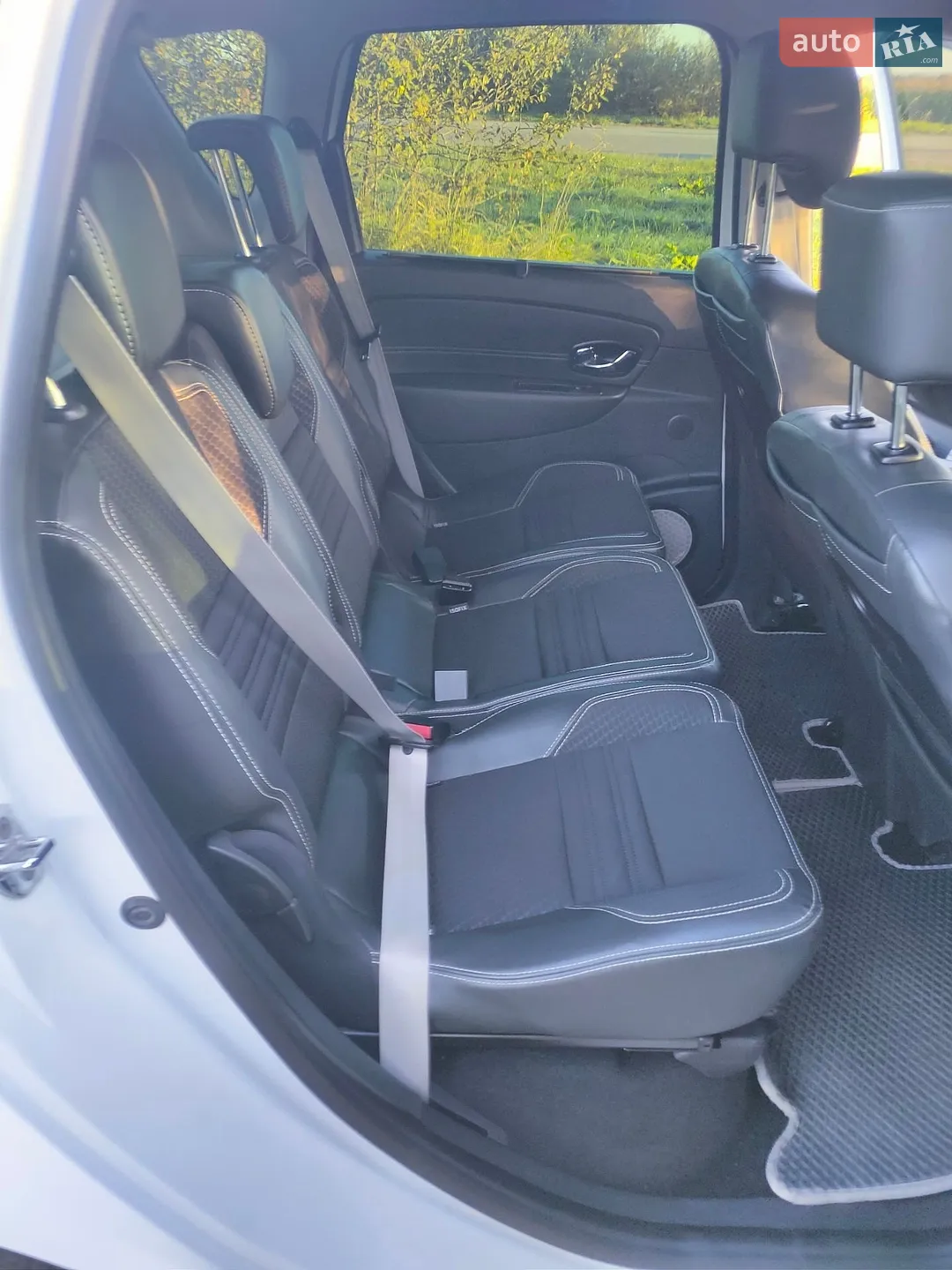 2015 Renault Scenic - мініатюра 14