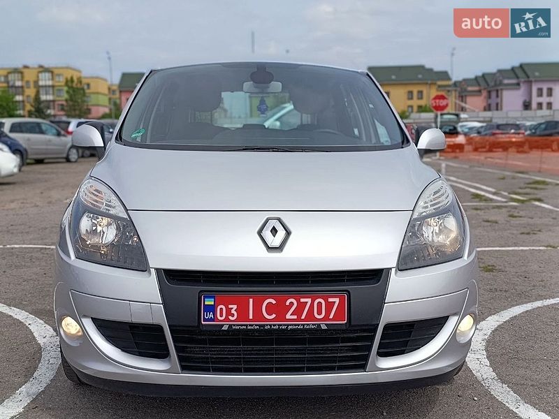 Минивэн Renault Scenic 2011 в Виннице