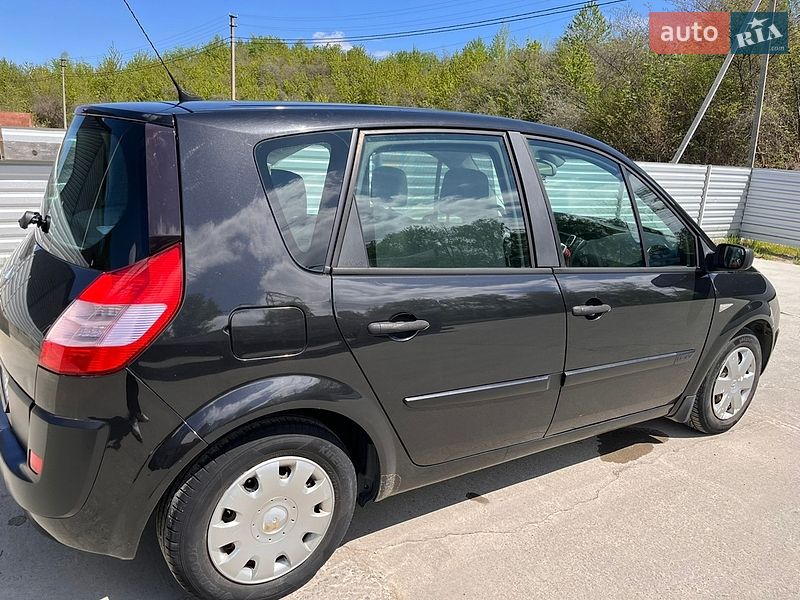 Мінівен Renault Scenic 2004 в Бориславі