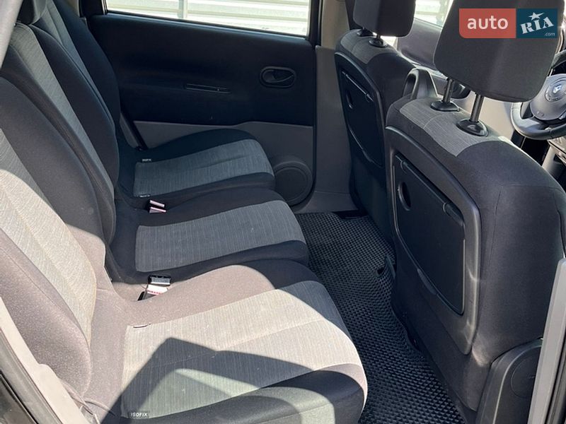 Мінівен Renault Scenic 2004 в Бориславі