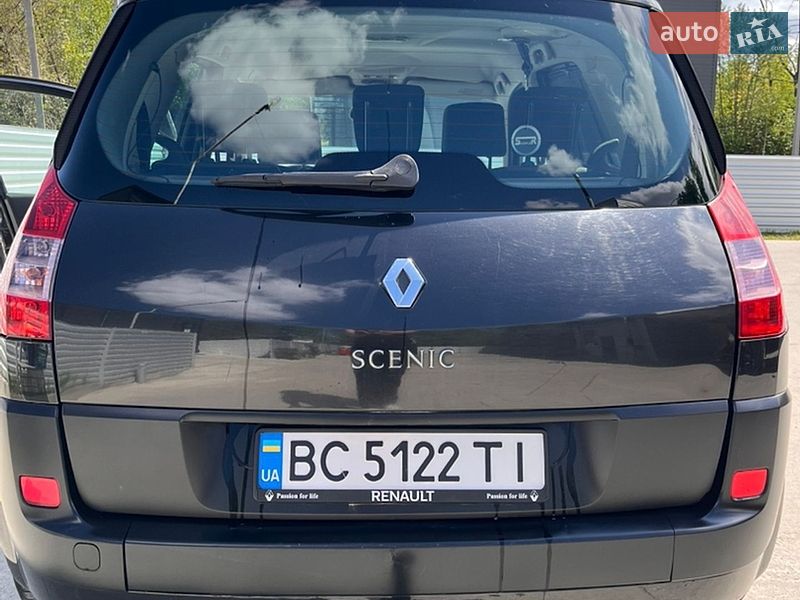 Мінівен Renault Scenic 2004 в Бориславі