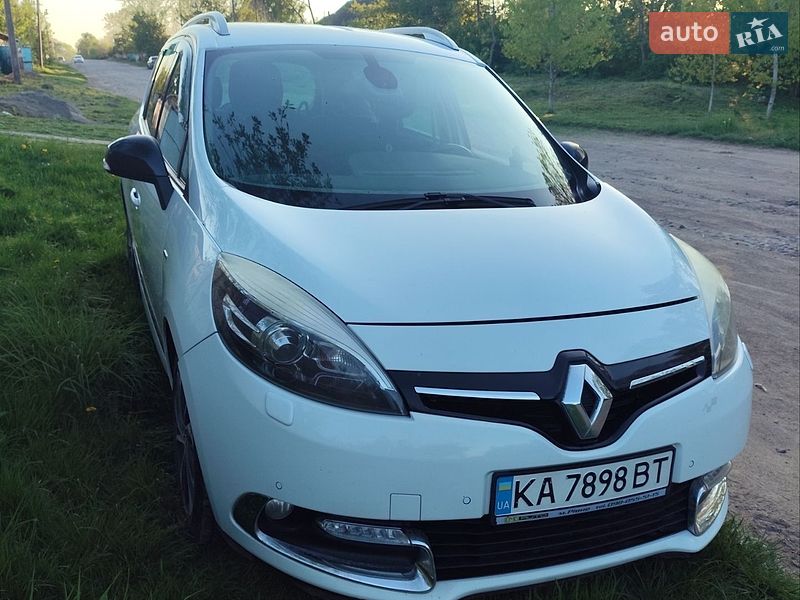 Минивэн Renault Scenic 2015 в Литине
