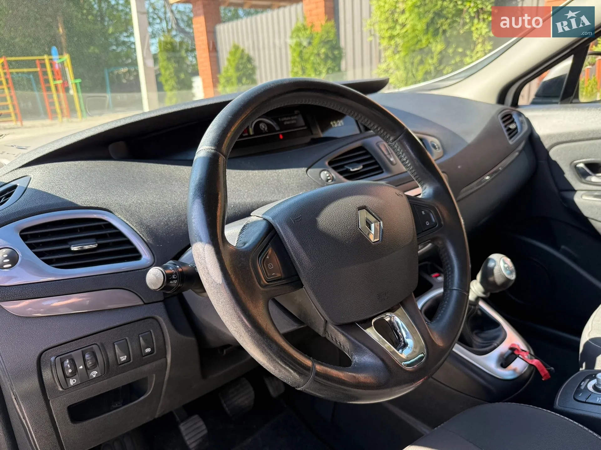 2015 Renault Scenic - мініатюра 40