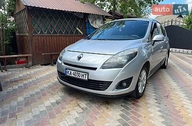 Мінівен Renault Scenic 2010 в Умані