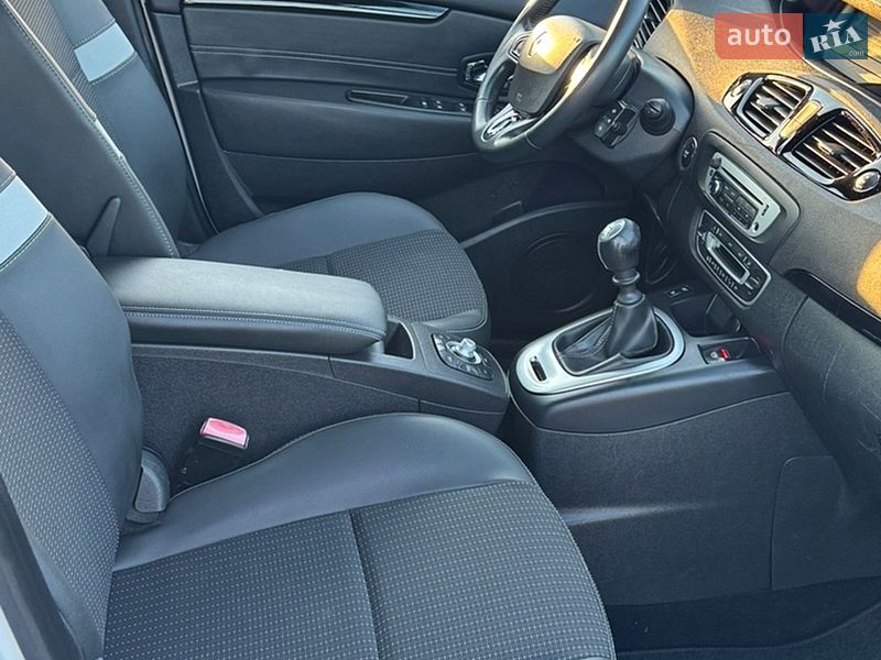 Минивэн Renault Scenic 2013 в Виннице