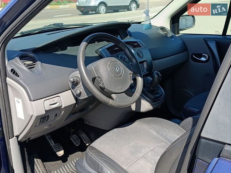 Минивэн Renault Scenic 2005 в Ирпене