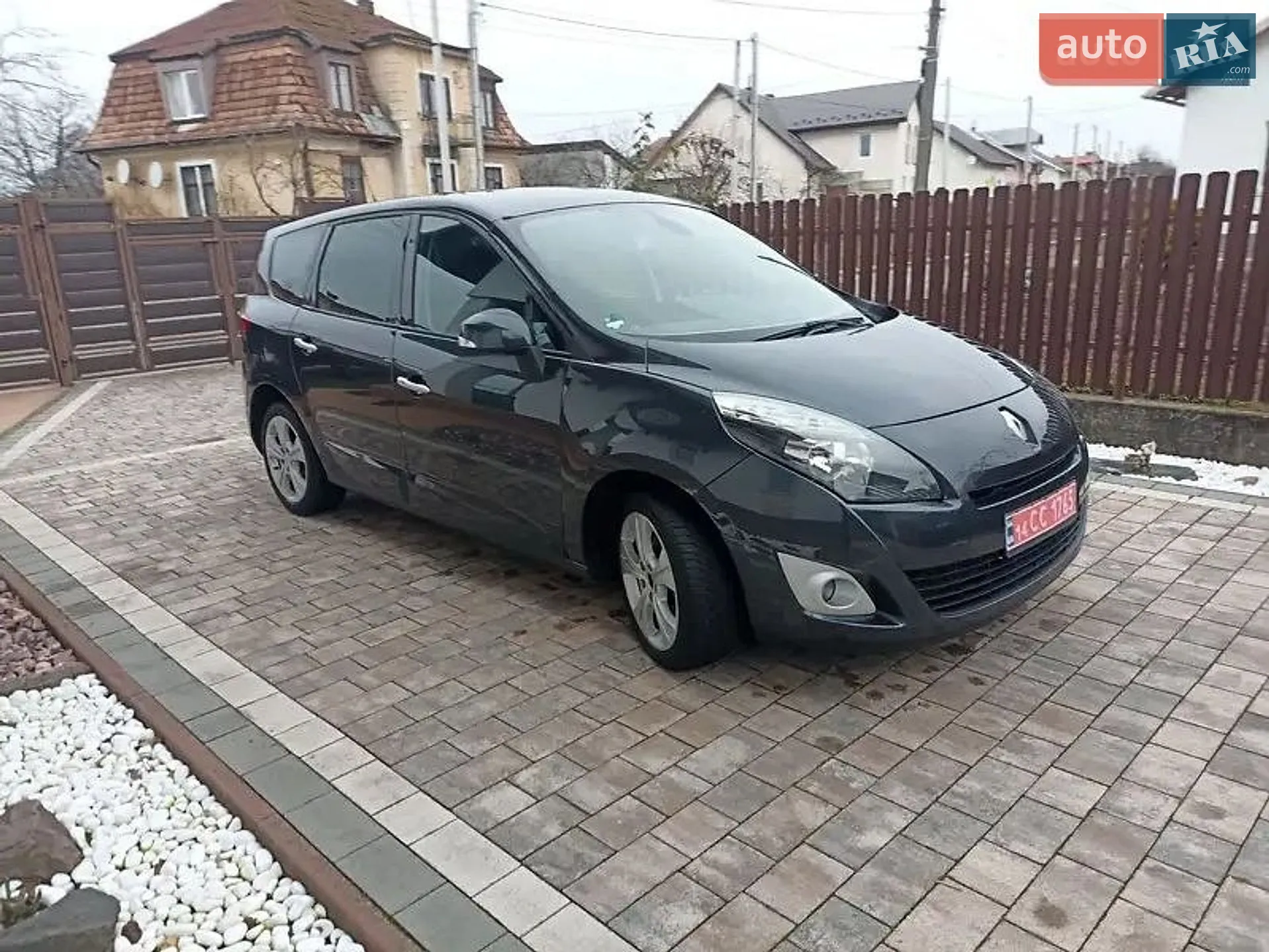 2011 Renault Scenic - фото 1