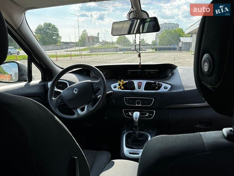 Минивэн Renault Scenic 2009 в Львове