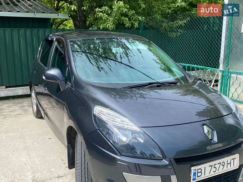 Renault Scenic 2011