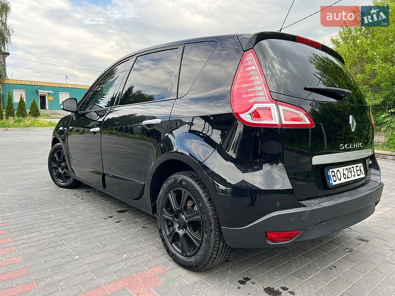 Минивэн Renault Scenic 2011 в Ровно