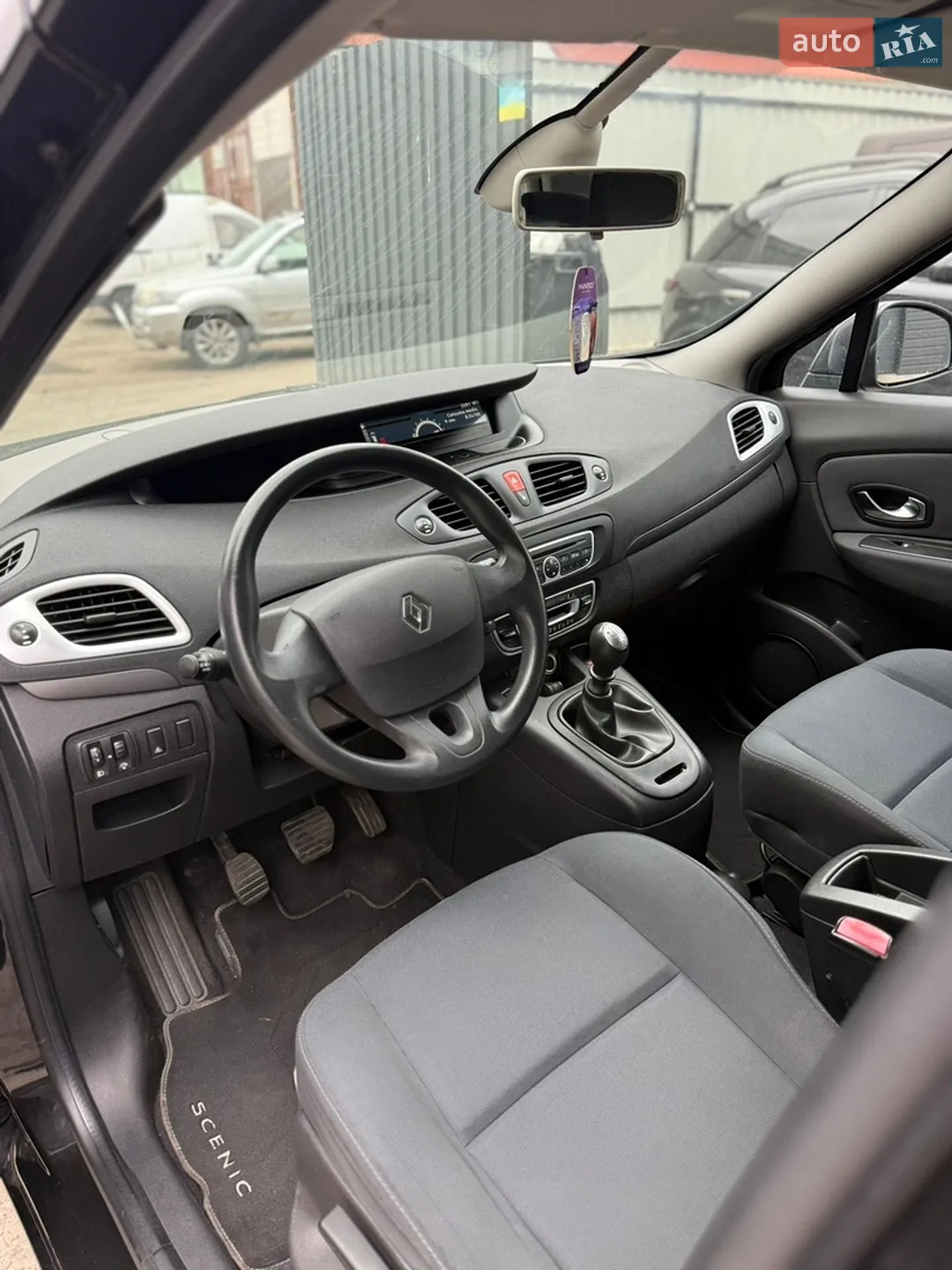 2010 Renault Scenic - мініатюра 7