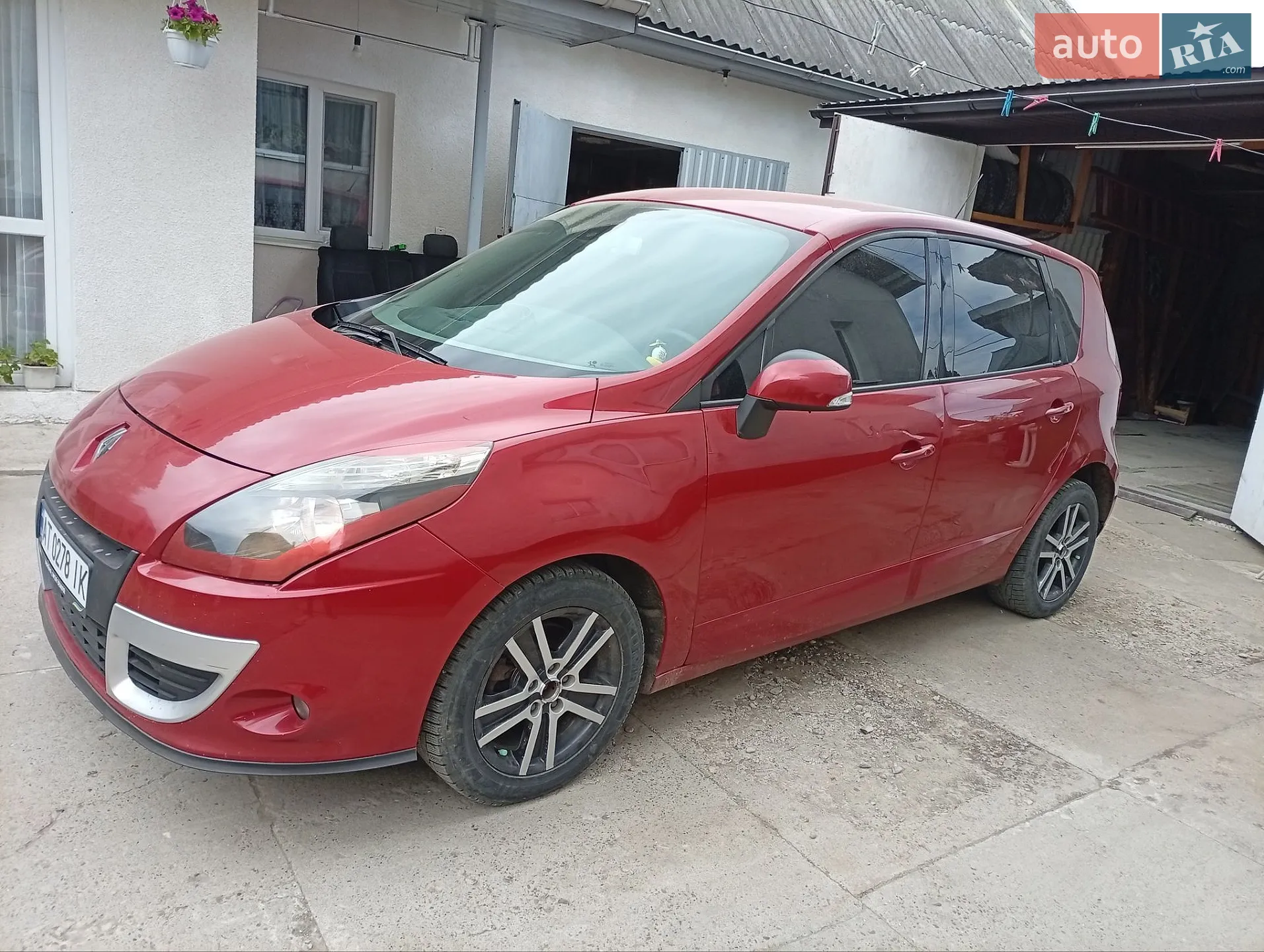 2010 Renault Scenic - мініатюра 16