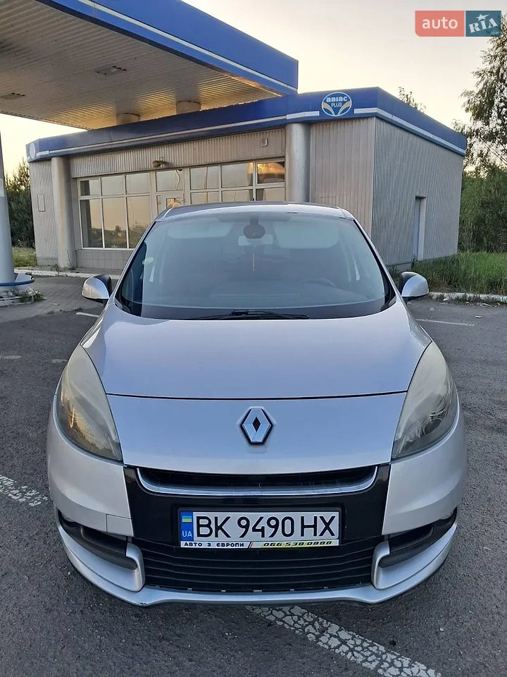2011 Renault Scenic - мініатюра 17