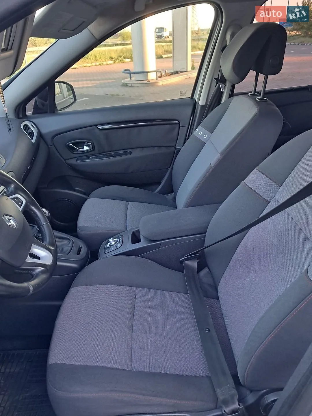2012 Renault Scenic - мініатюра 17