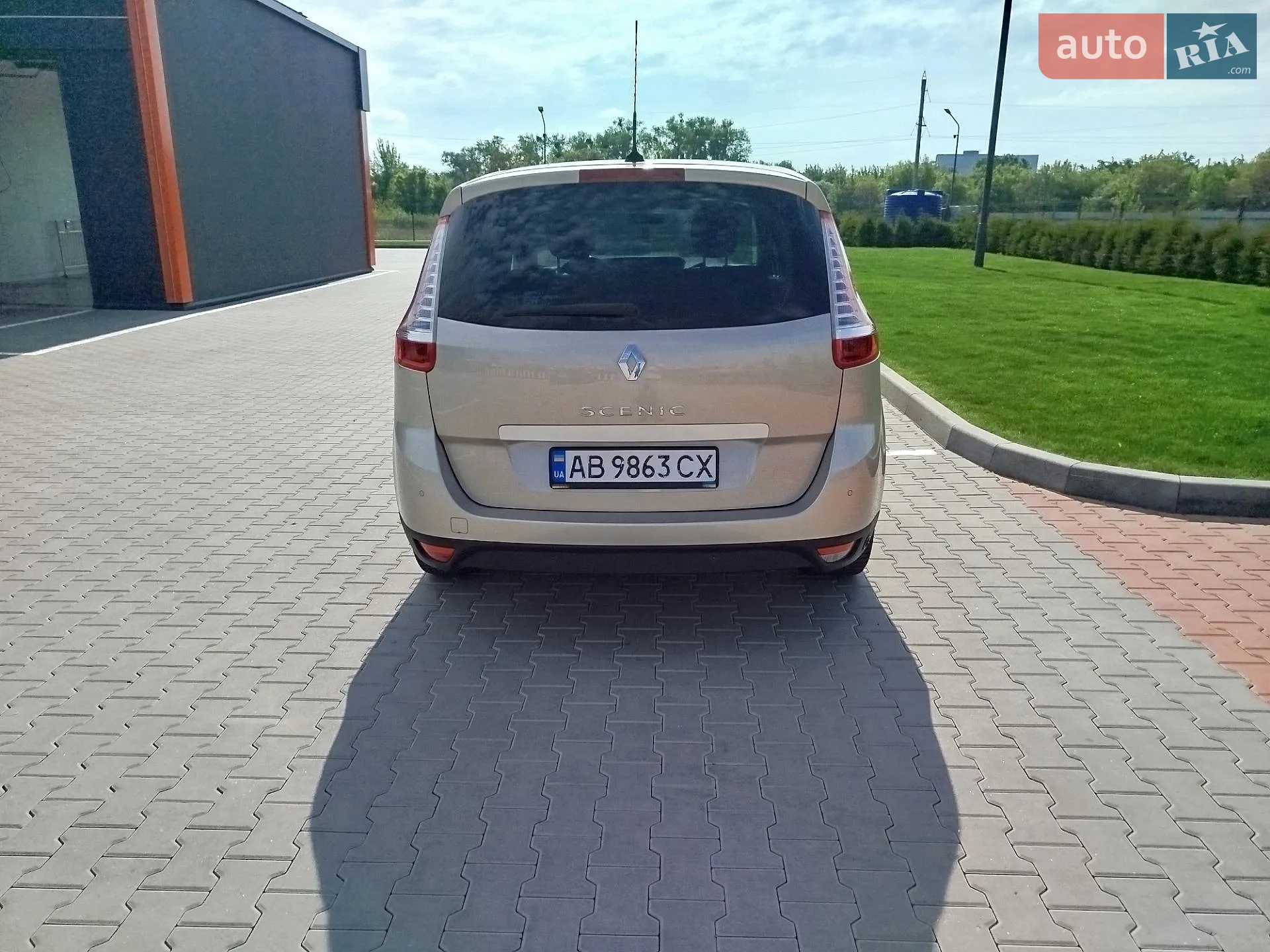 2011 Renault Scenic - мініатюра 2