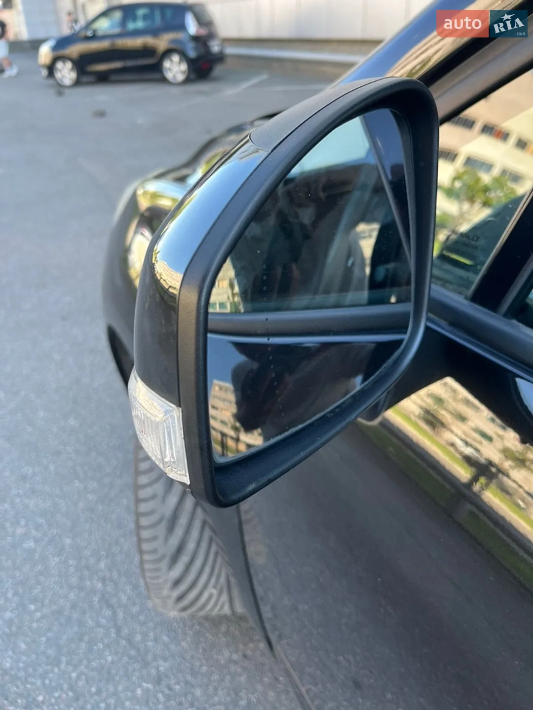 2010 Renault Scenic - мініатюра 18