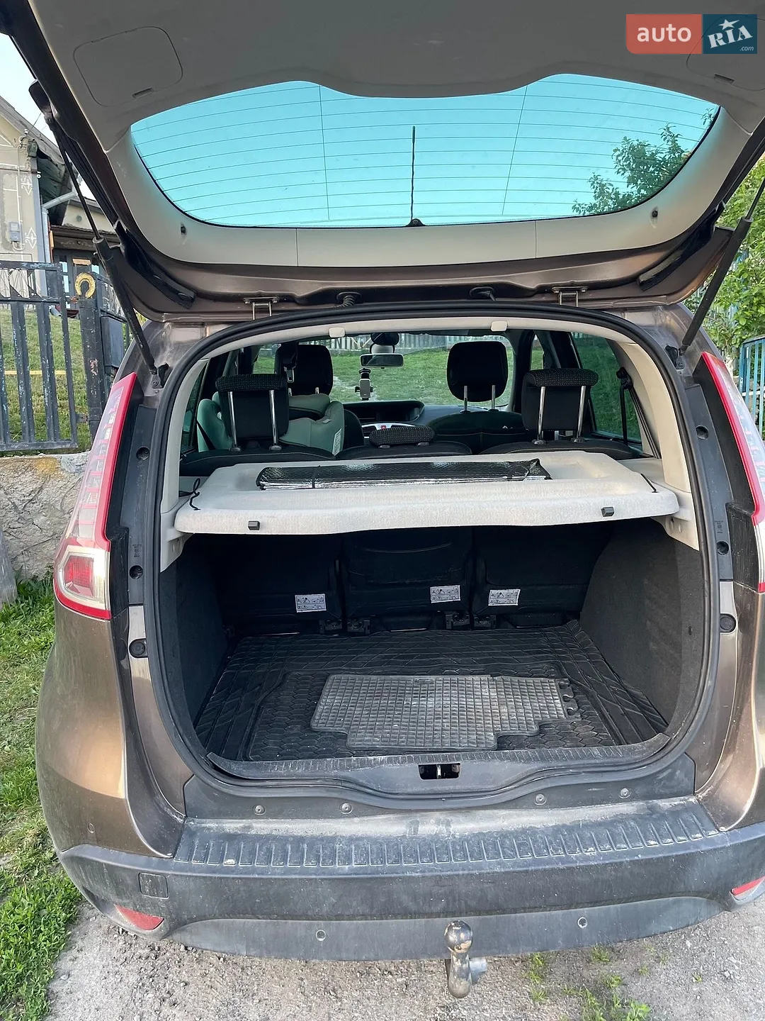 2010 Renault Scenic - мініатюра 7