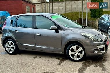Минивэн Renault Scenic 2009 в Ровно