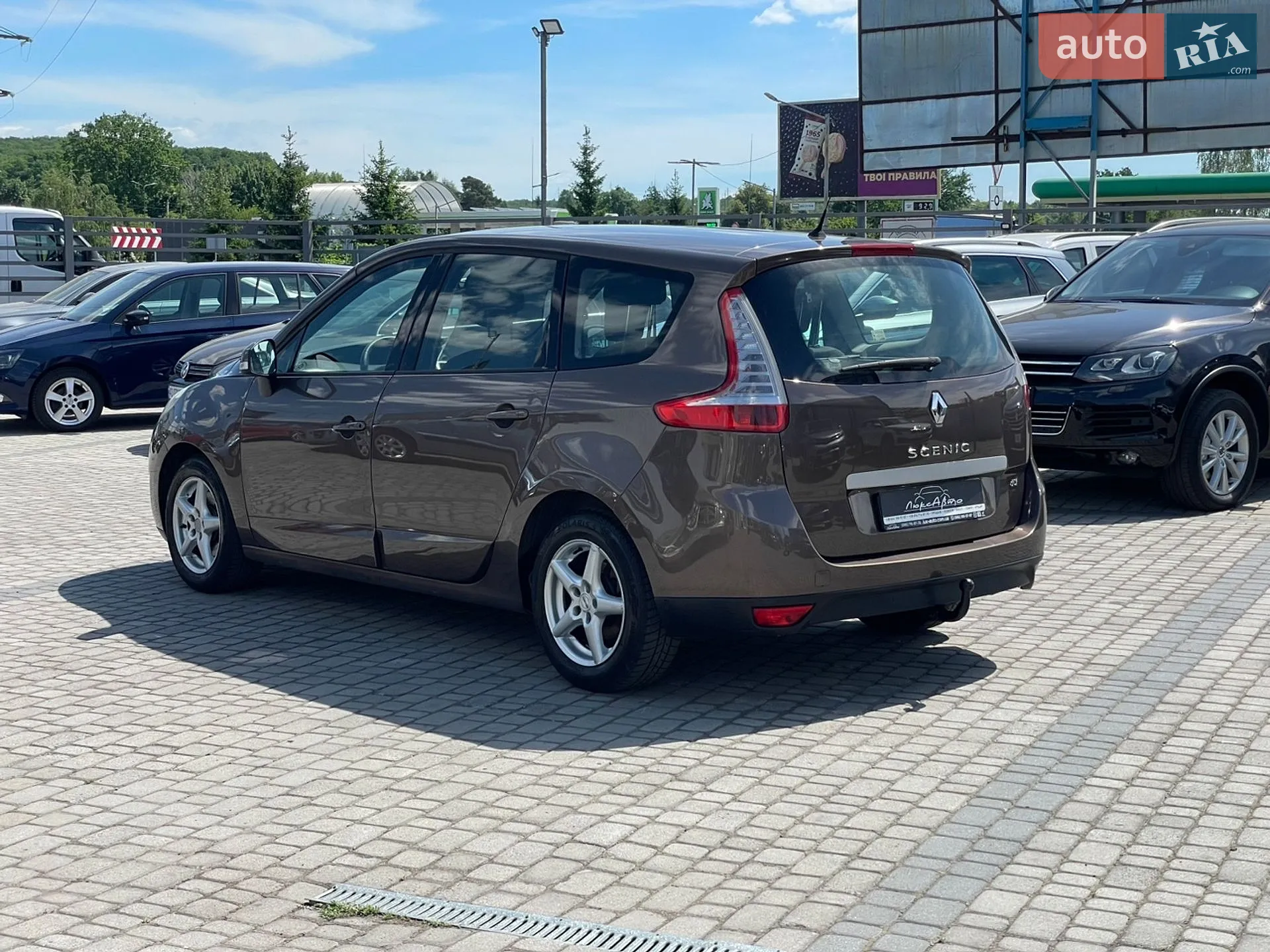 2010 Renault Scenic - мініатюра 16