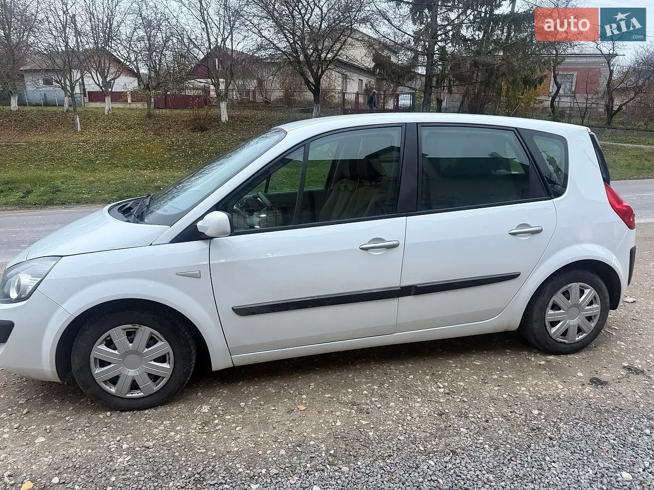 2010 Renault Scenic - мініатюра 15