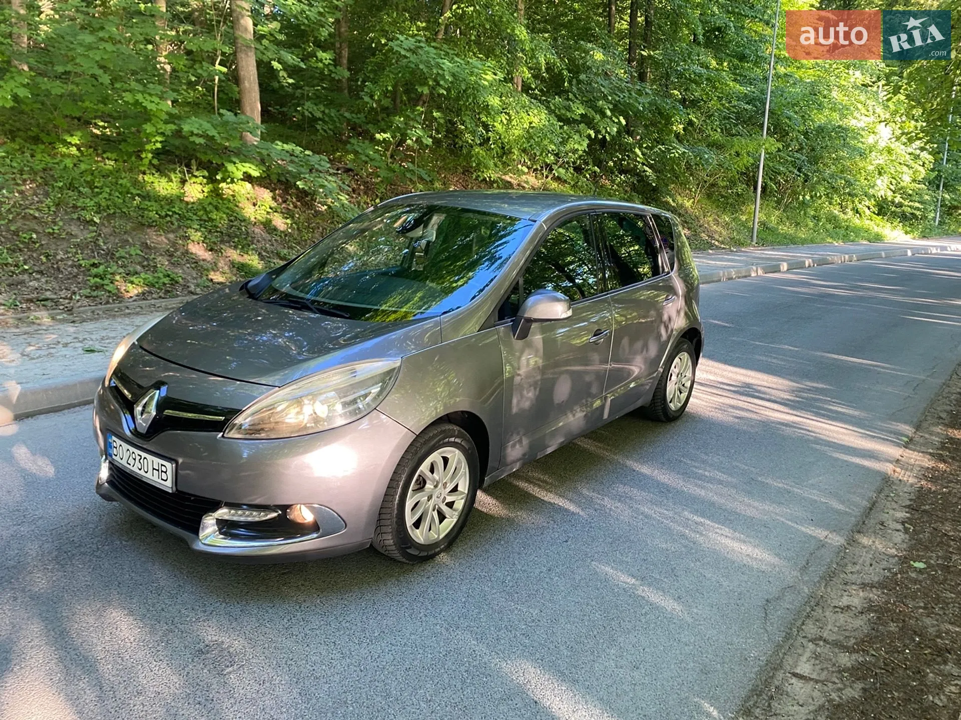 2014 Renault Scenic - мініатюра 2