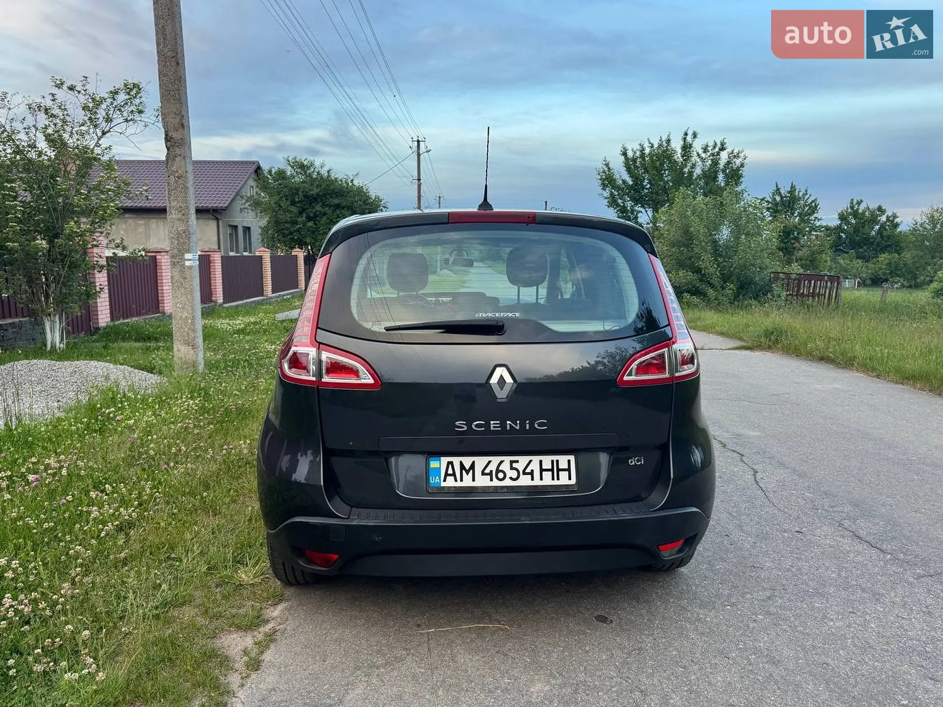 2010 Renault Scenic - мініатюра 8