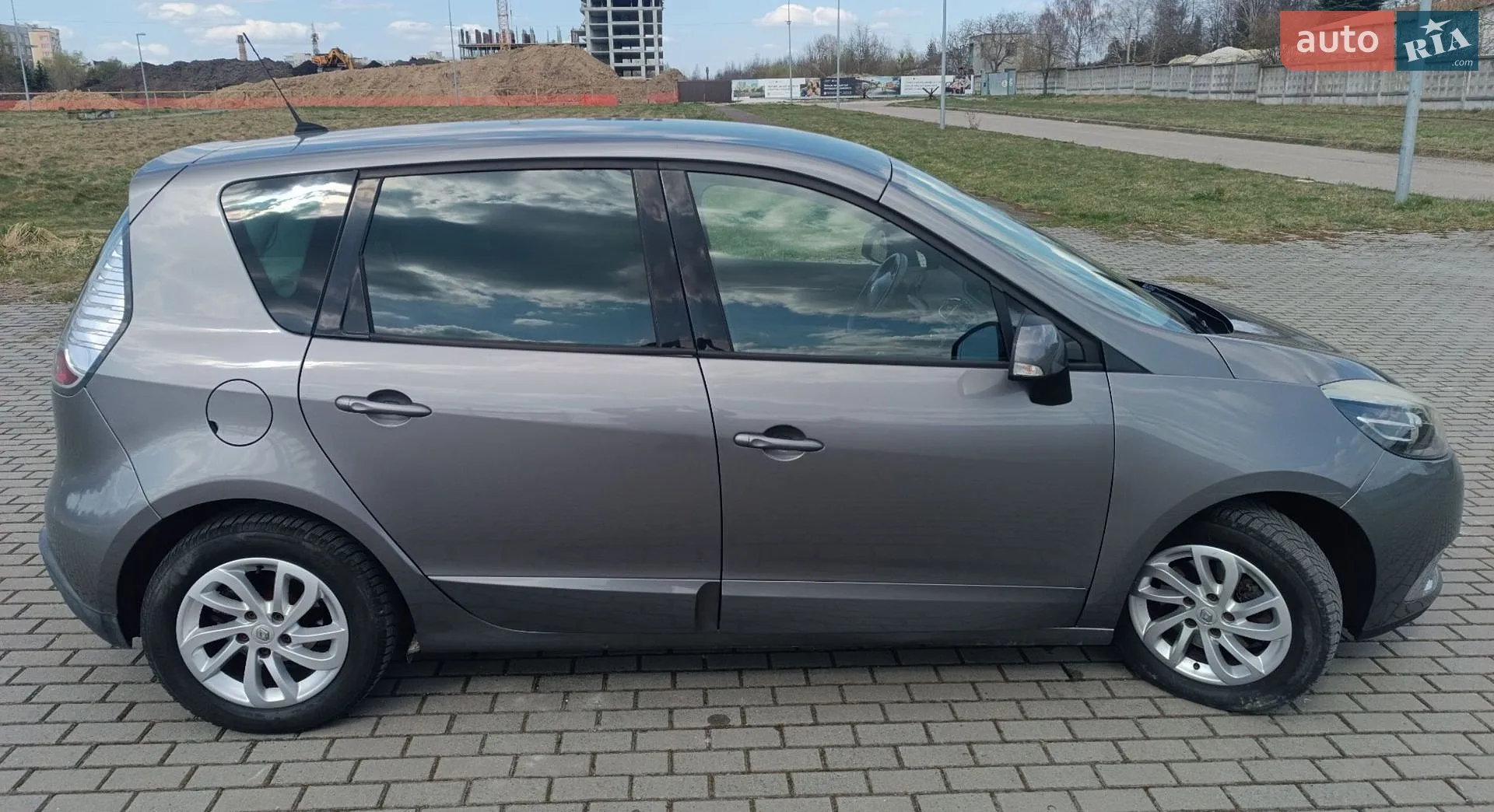 2014 Renault Scenic - мініатюра 17