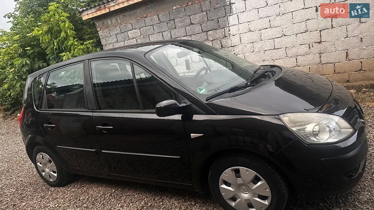 2010 Hyundai Santa Fe - мініатюра 23