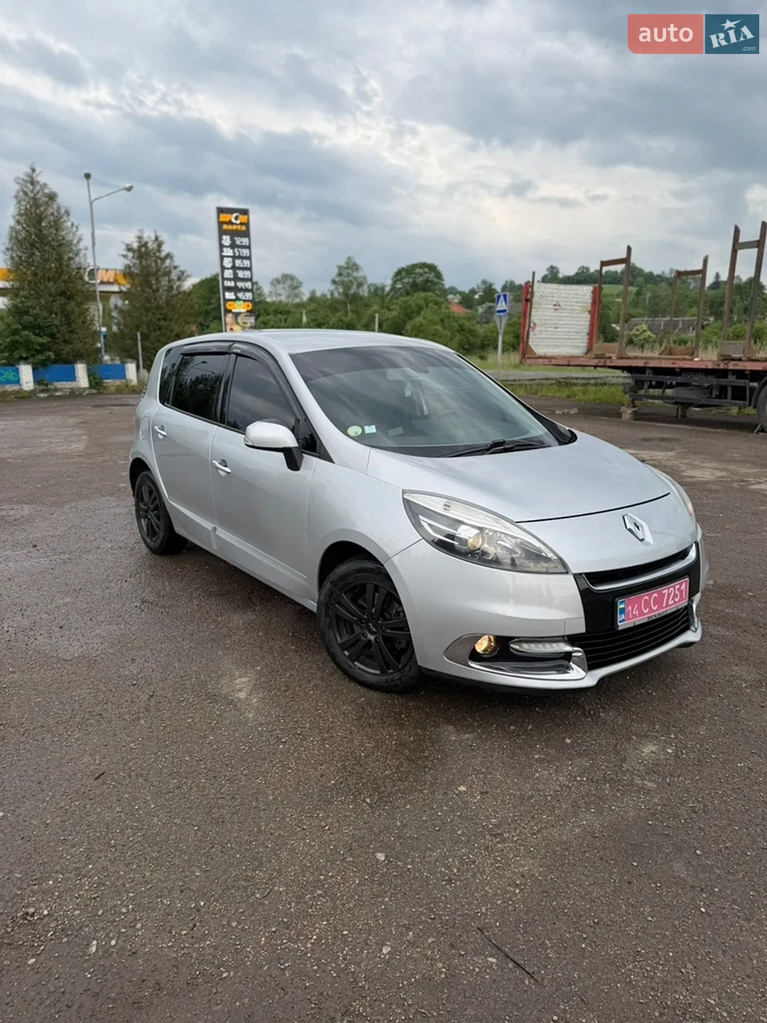 2012 Renault Scenic - мініатюра 2