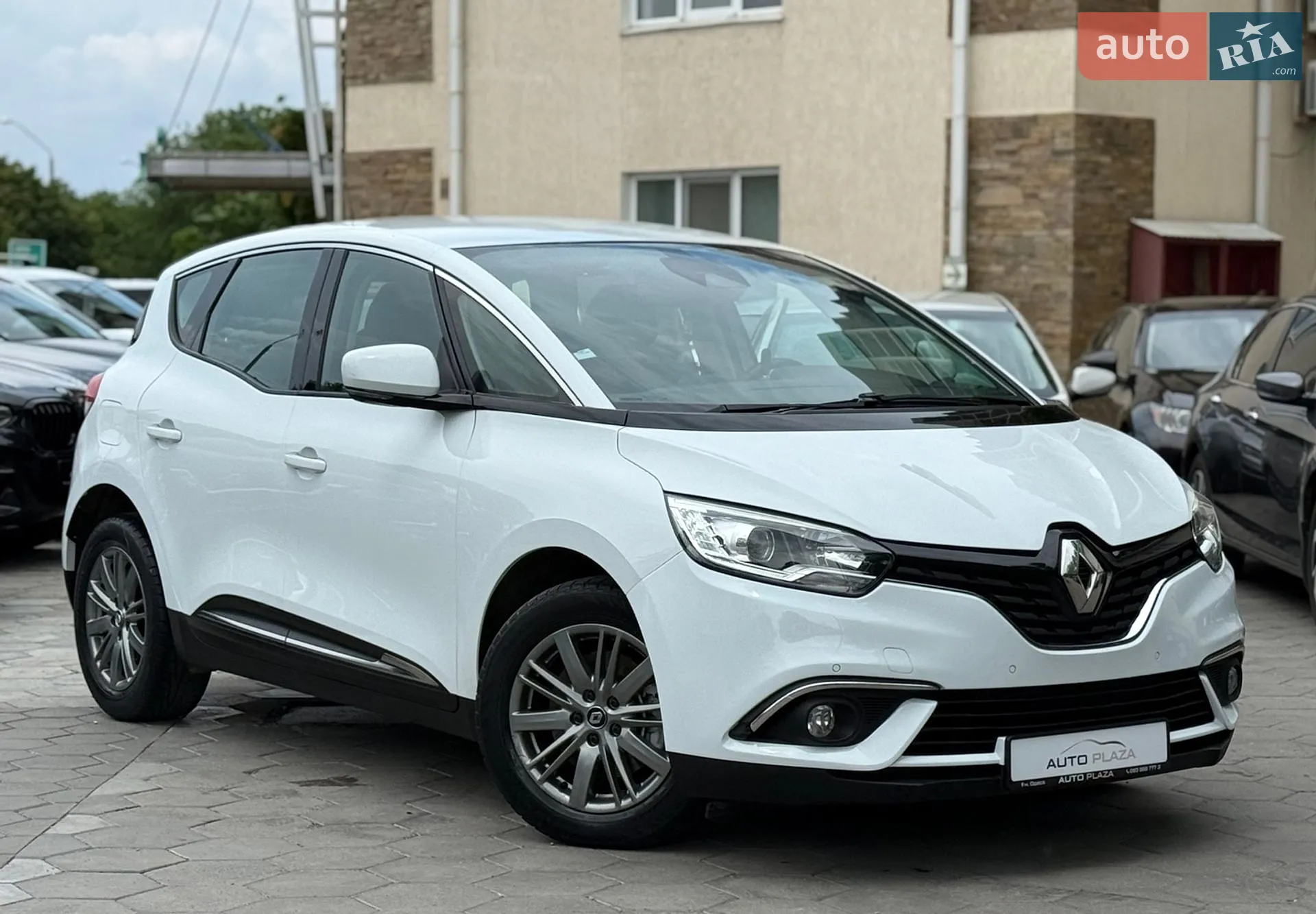 2016 Renault Scenic - мініатюра 16