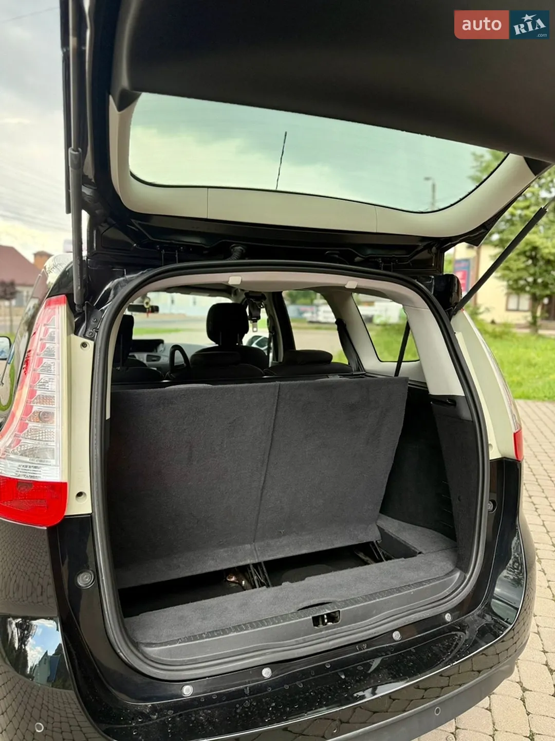 2013 Renault Scenic - мініатюра 29