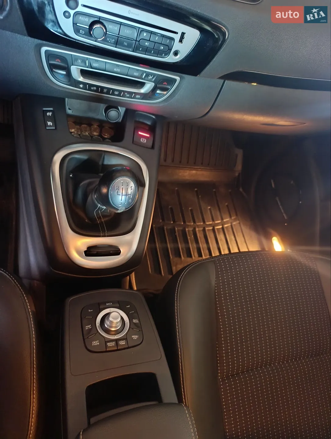 2012 Renault Scenic - мініатюра 15