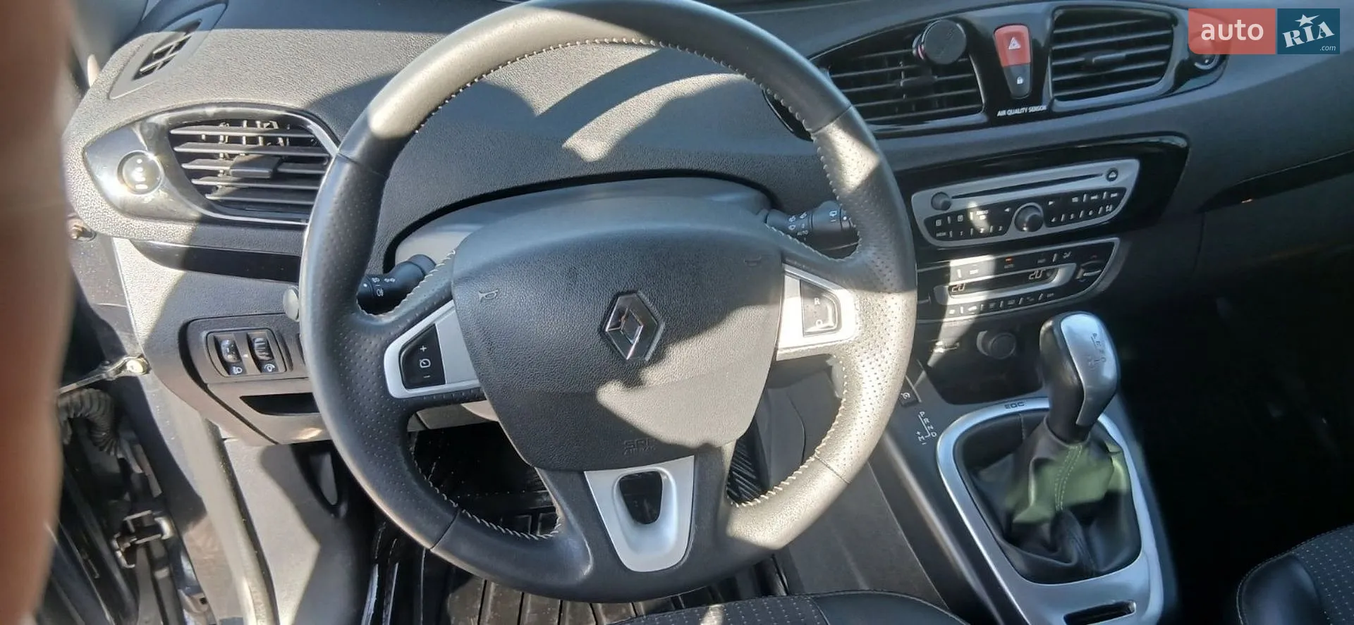 2011 Renault Scenic - мініатюра 16