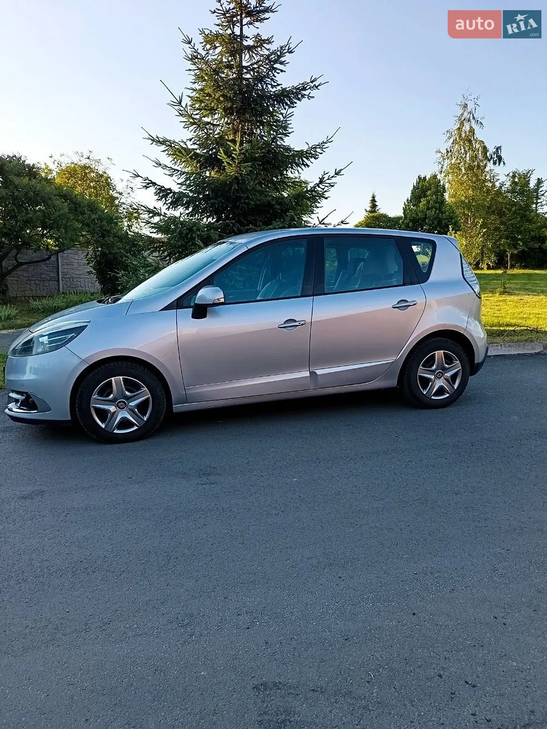 2012 Renault Scenic - мініатюра 2